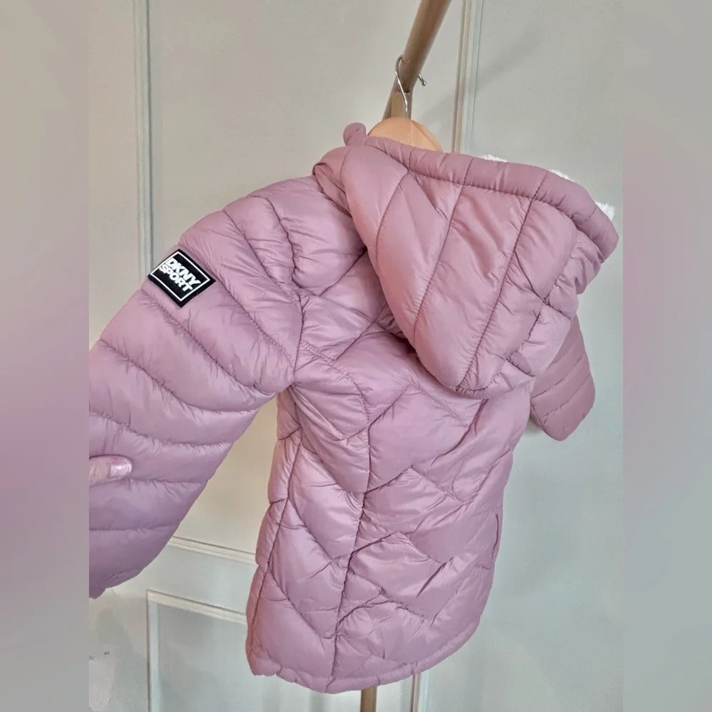 DKNY Pink Dusty Rose Puffer Jacket for Kids - MSRP $110 3T NWT